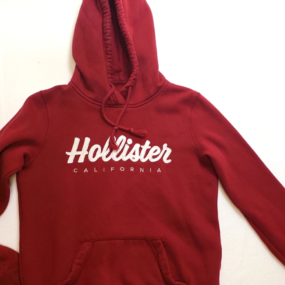 HOLLISTER Pull-Over Maroon Hoodie w/ White Letters, Size: Small